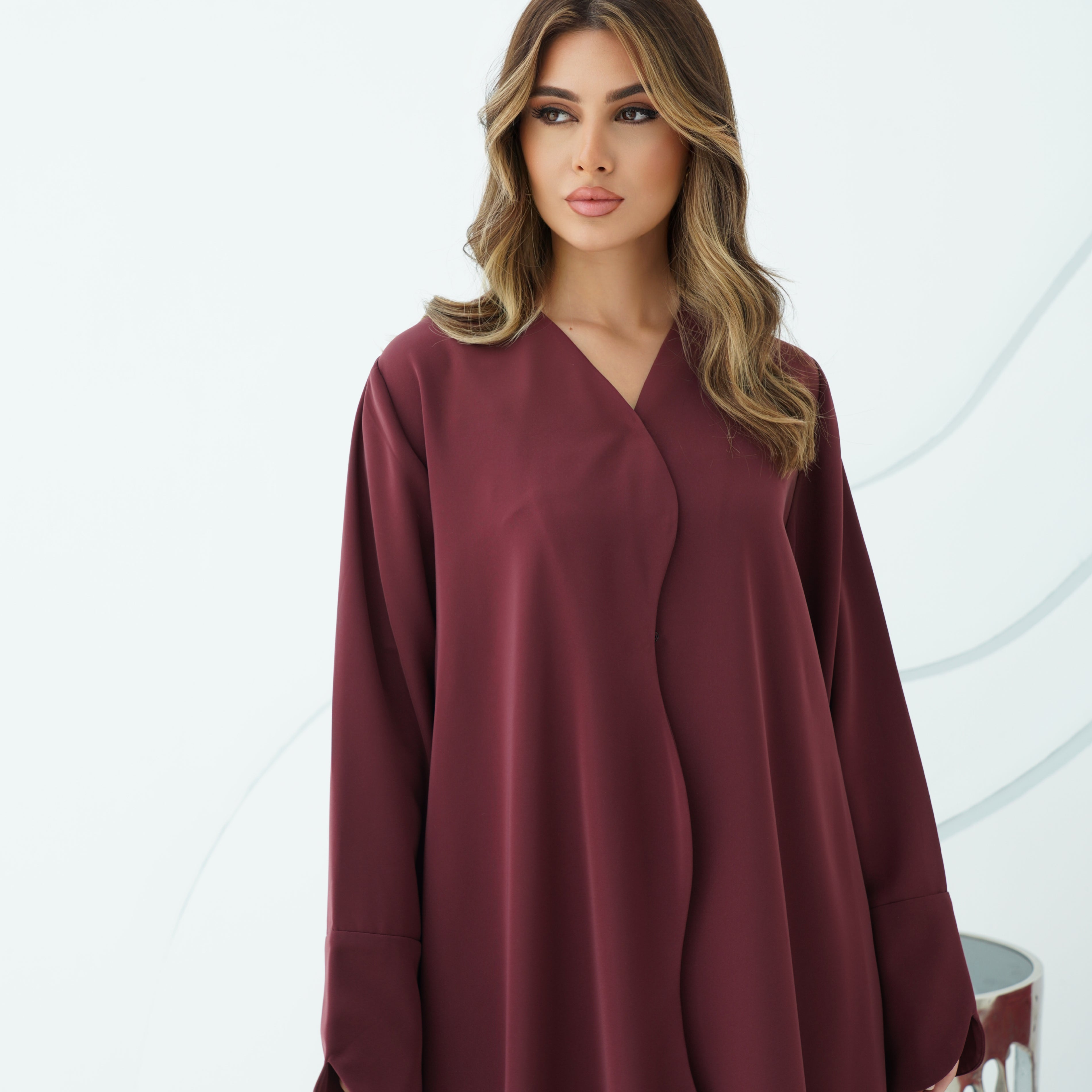 Leia Burgundy