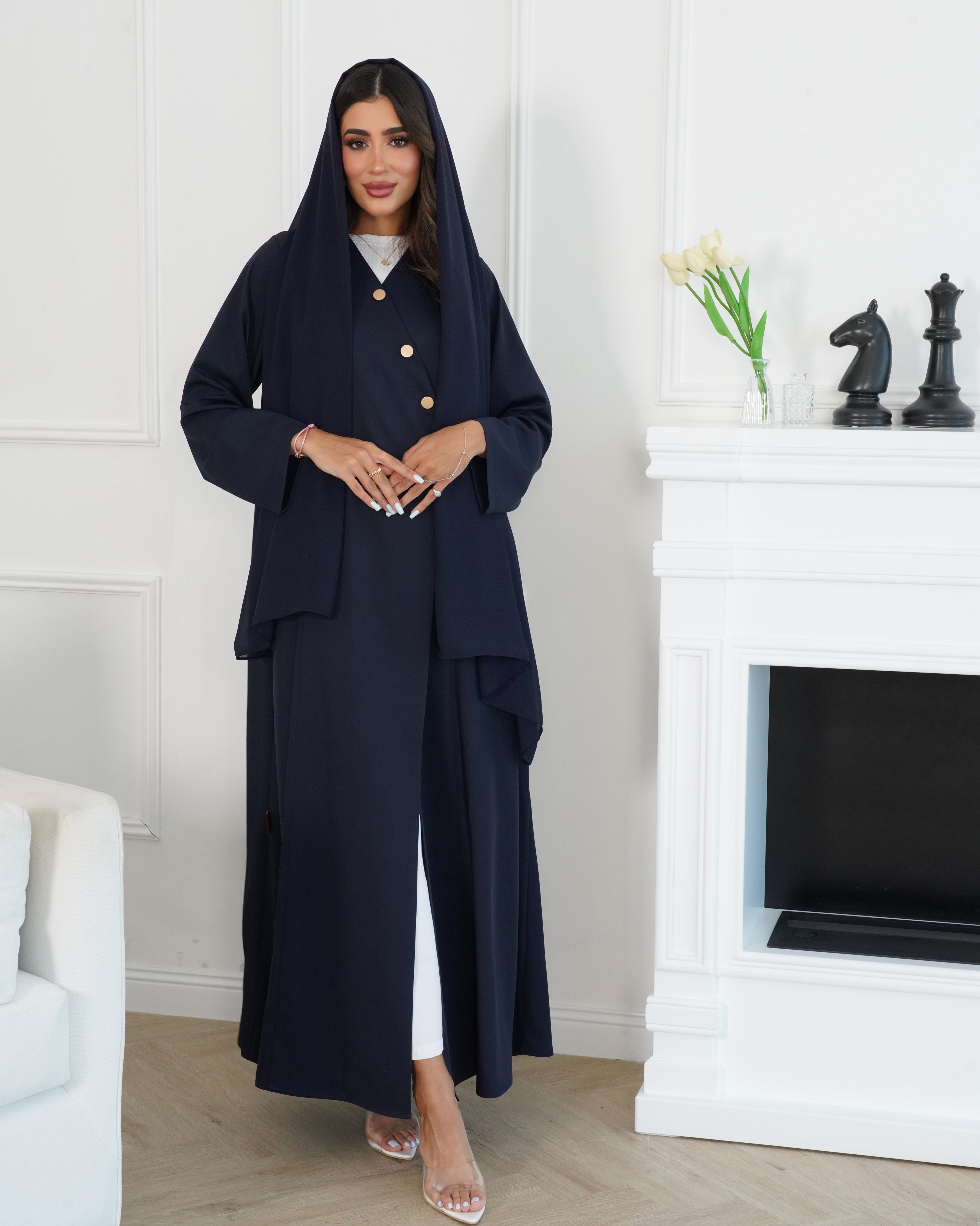 Zaina Navy