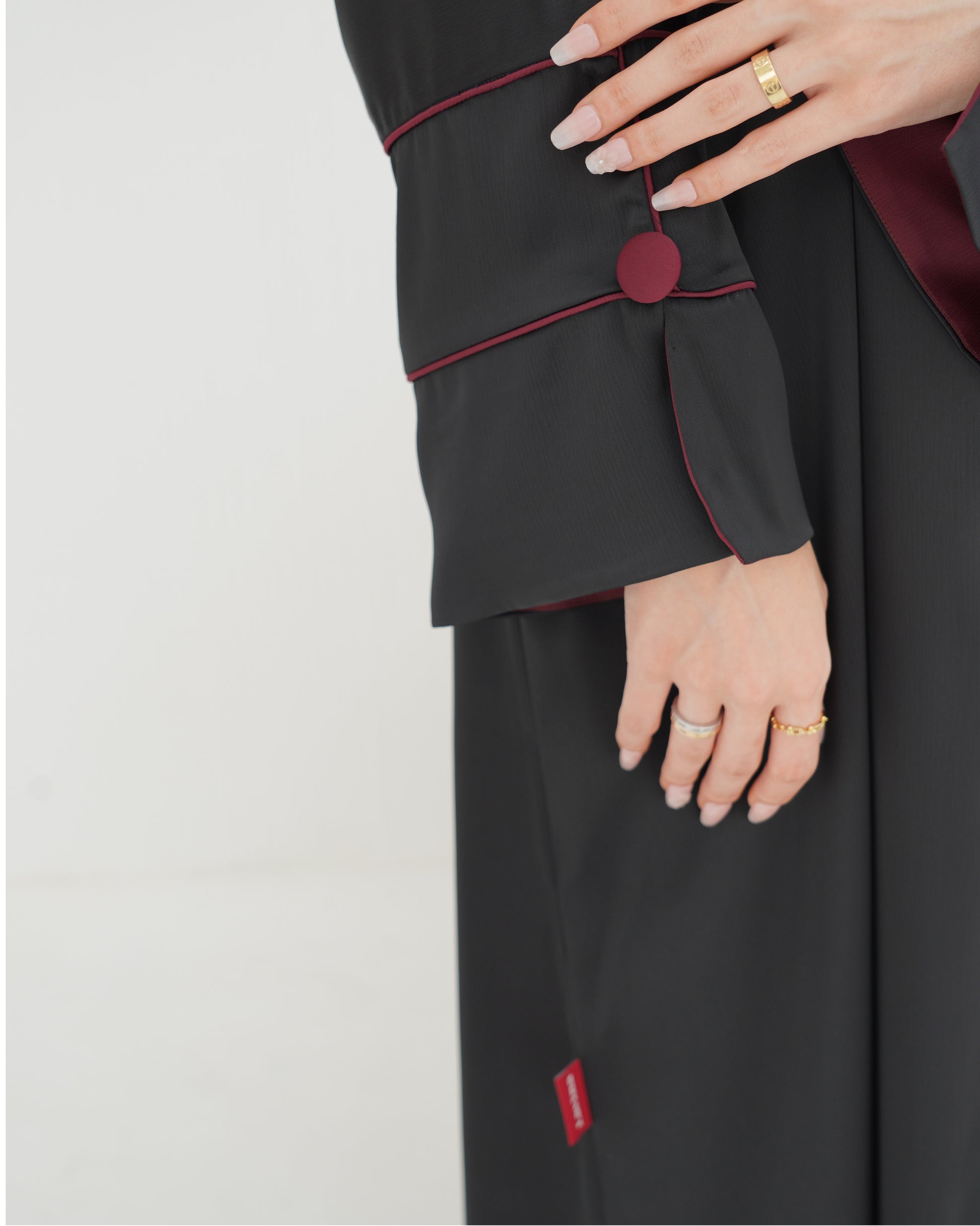 Dareen Red