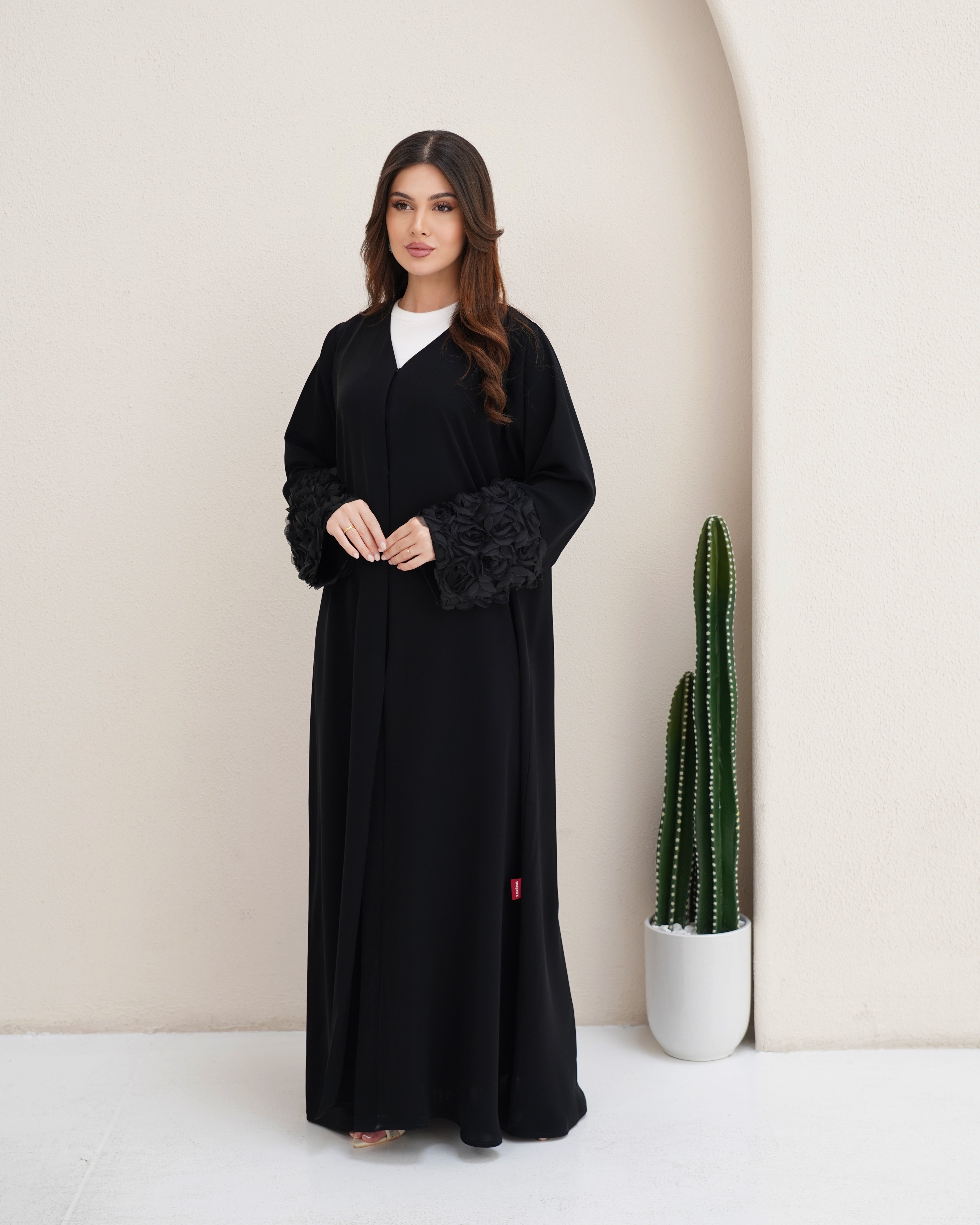 Roselina Black