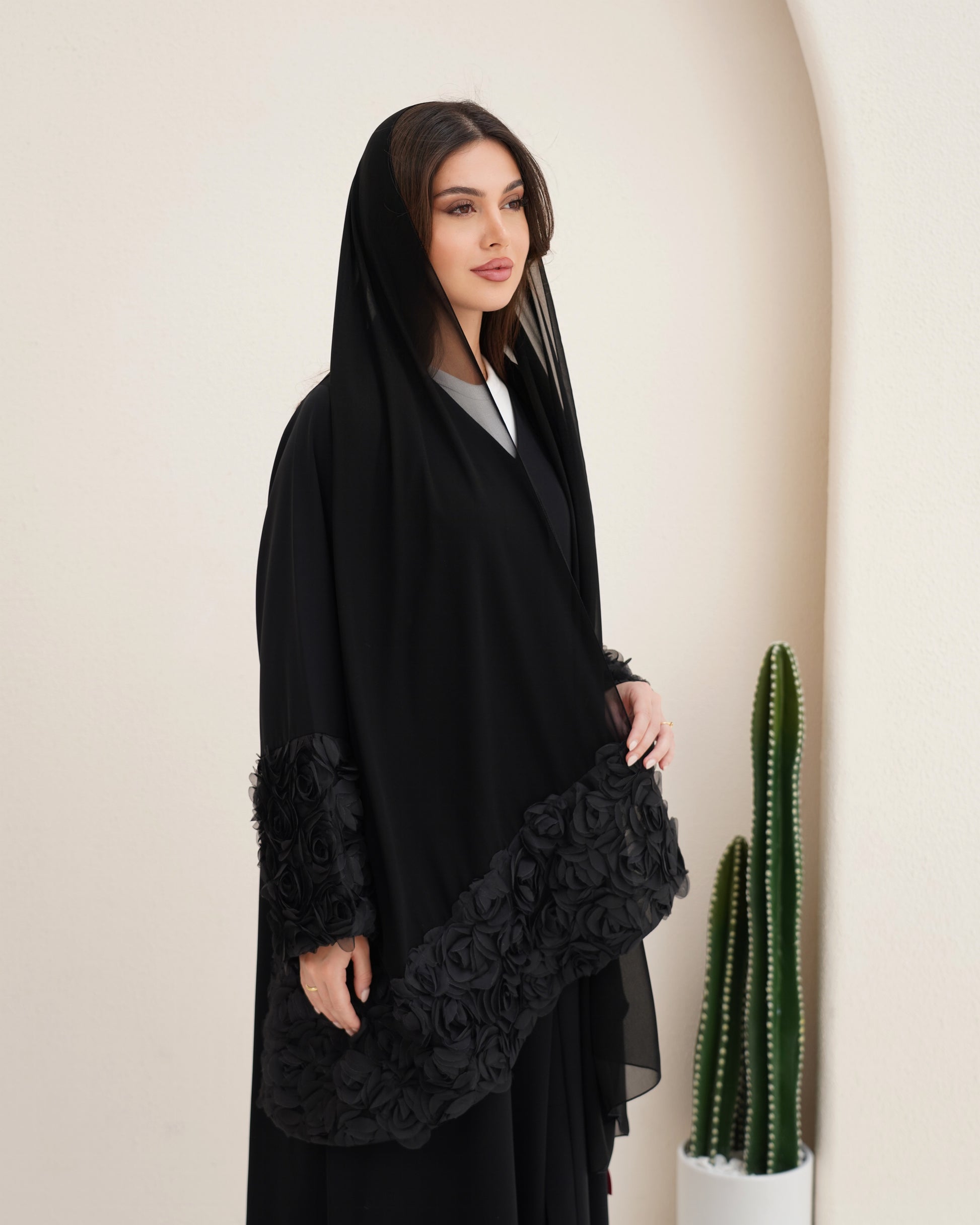 Roselina Black