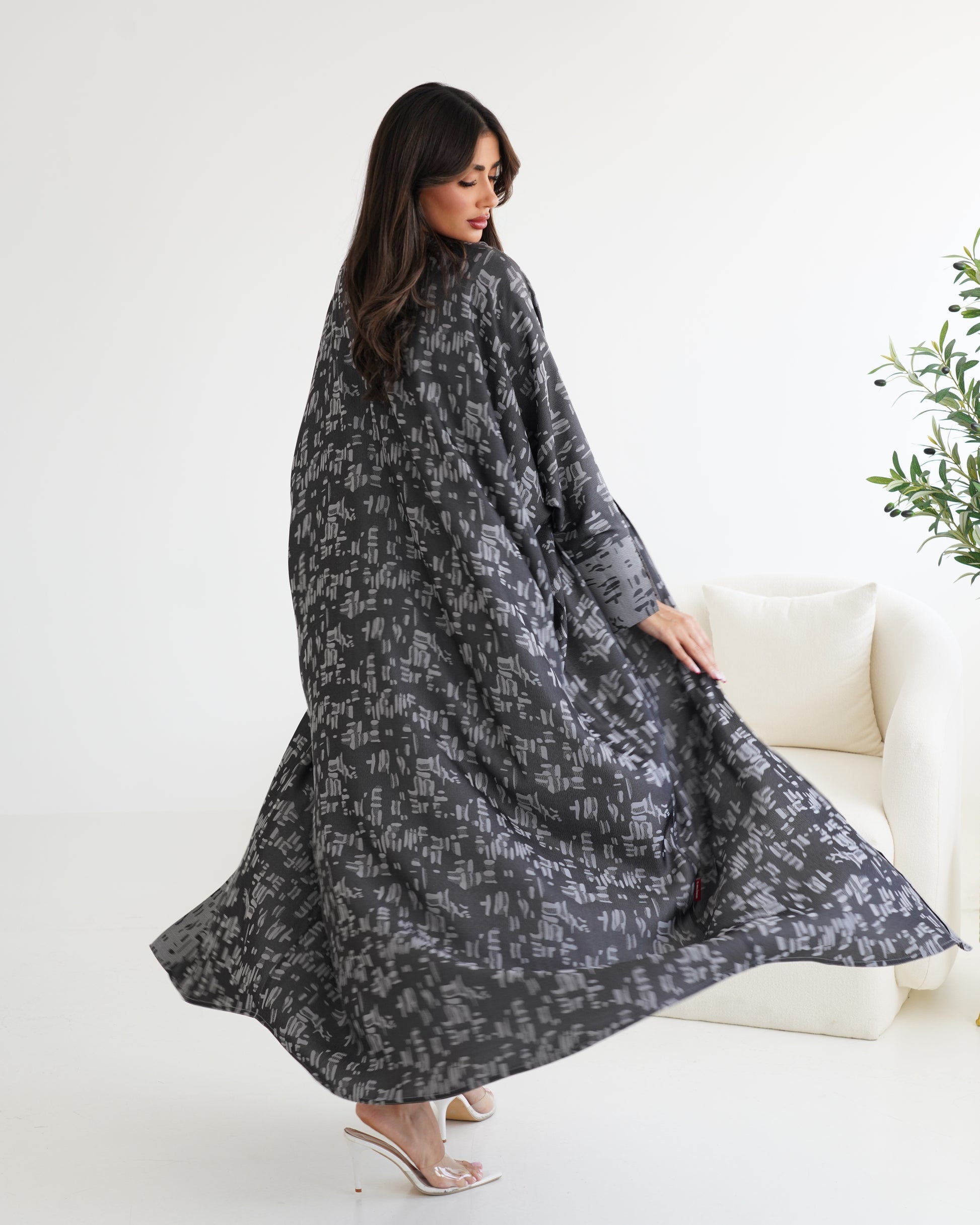 Saba Dark grey
