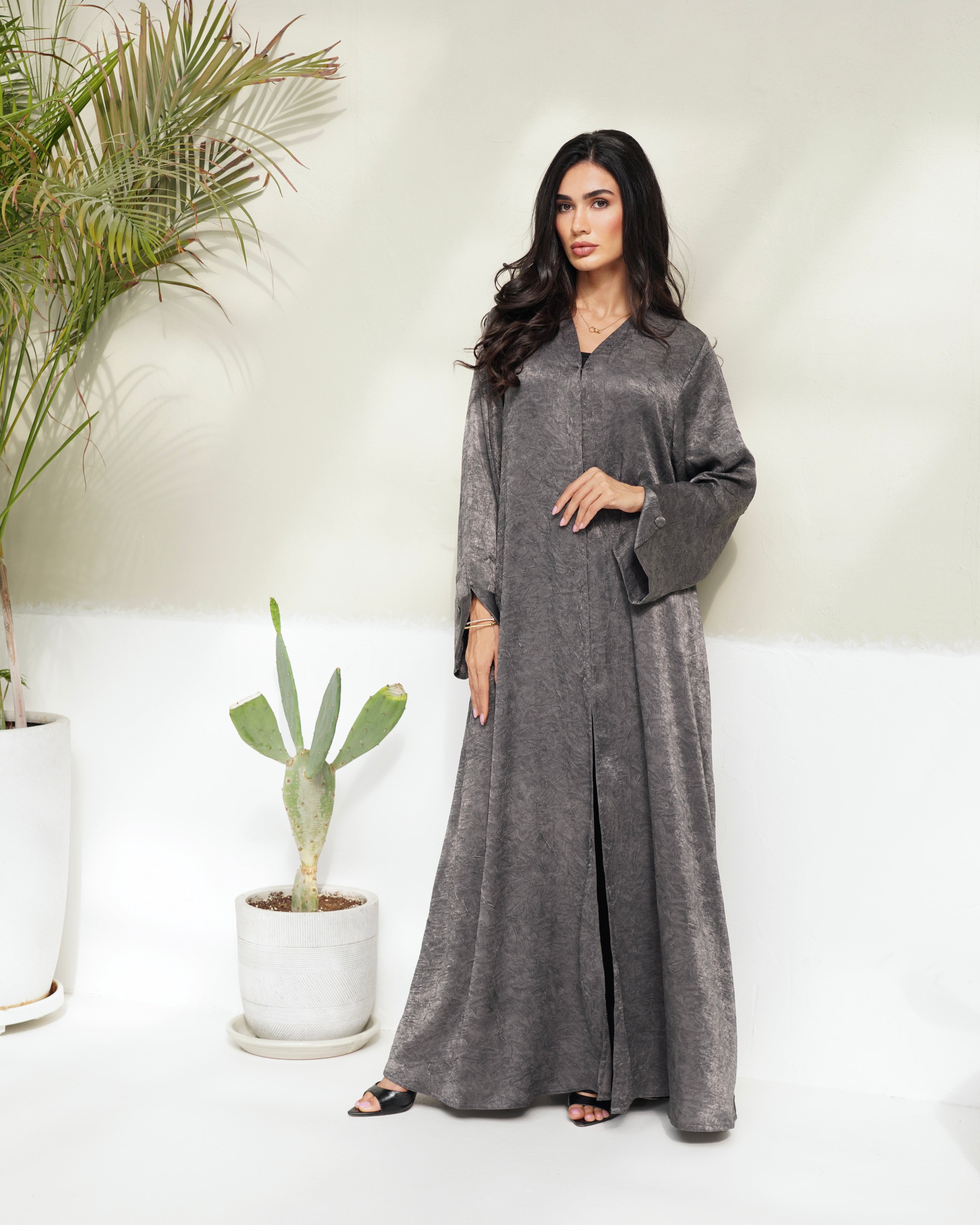 Raya Grey