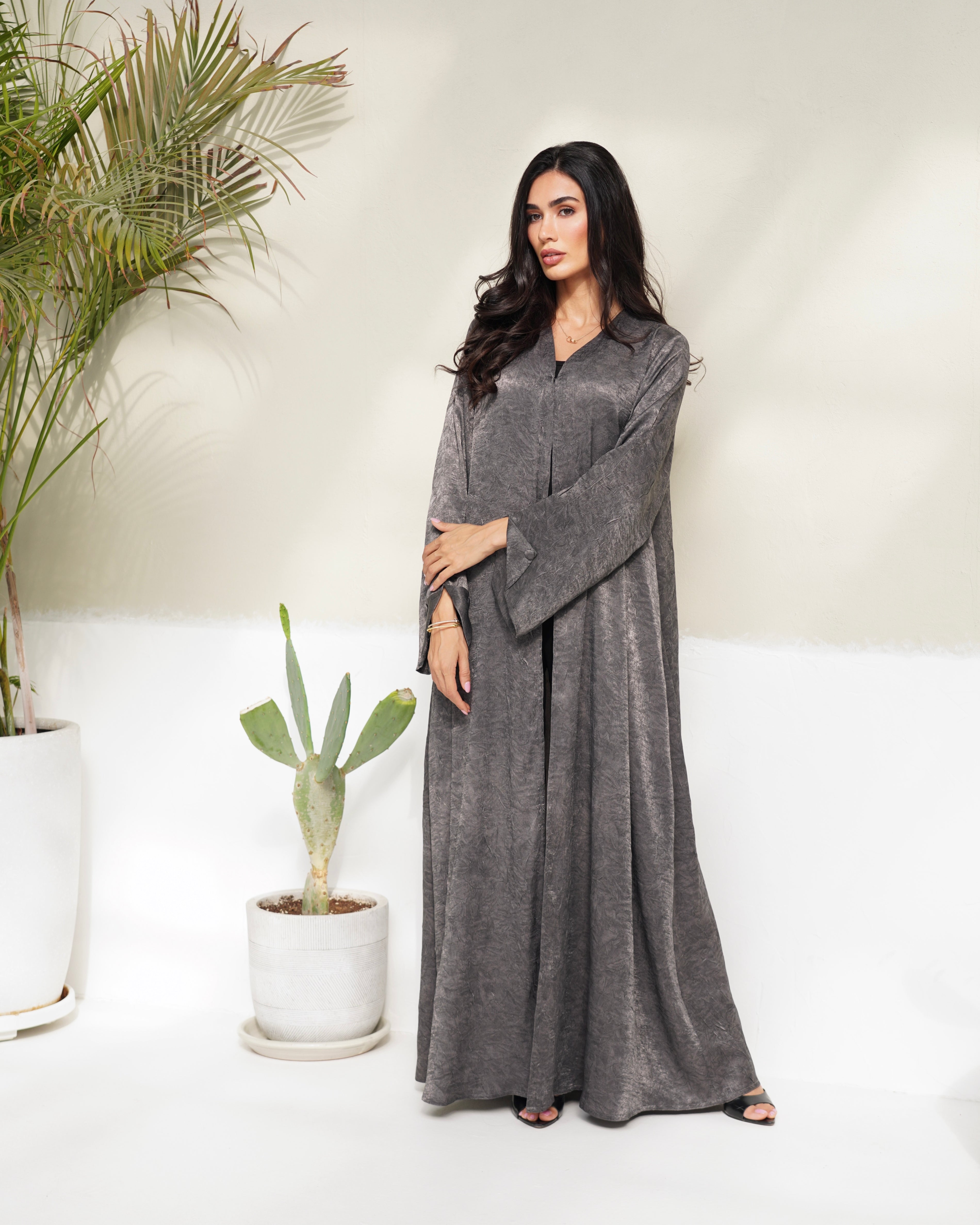 Raya Grey