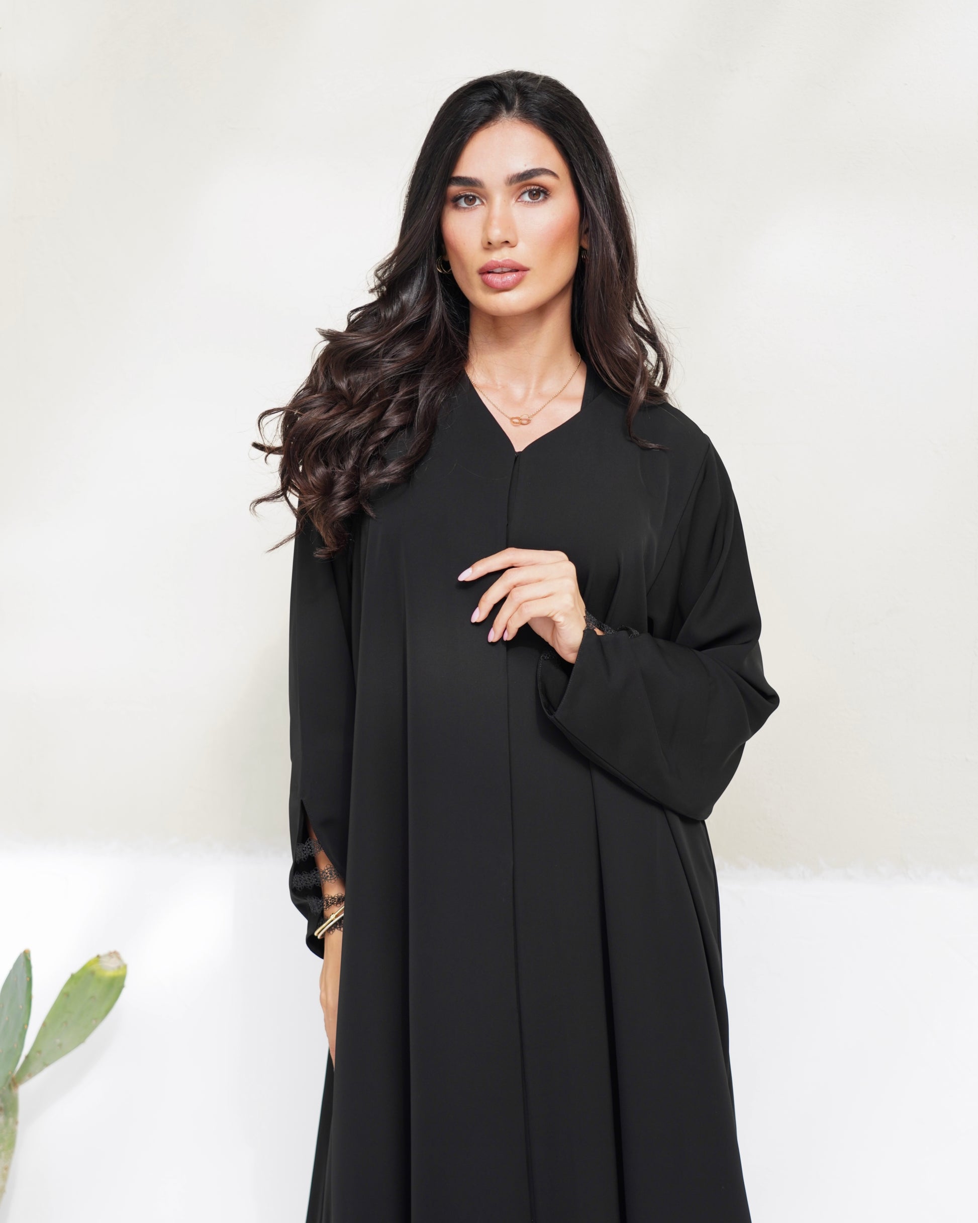 Layora Black