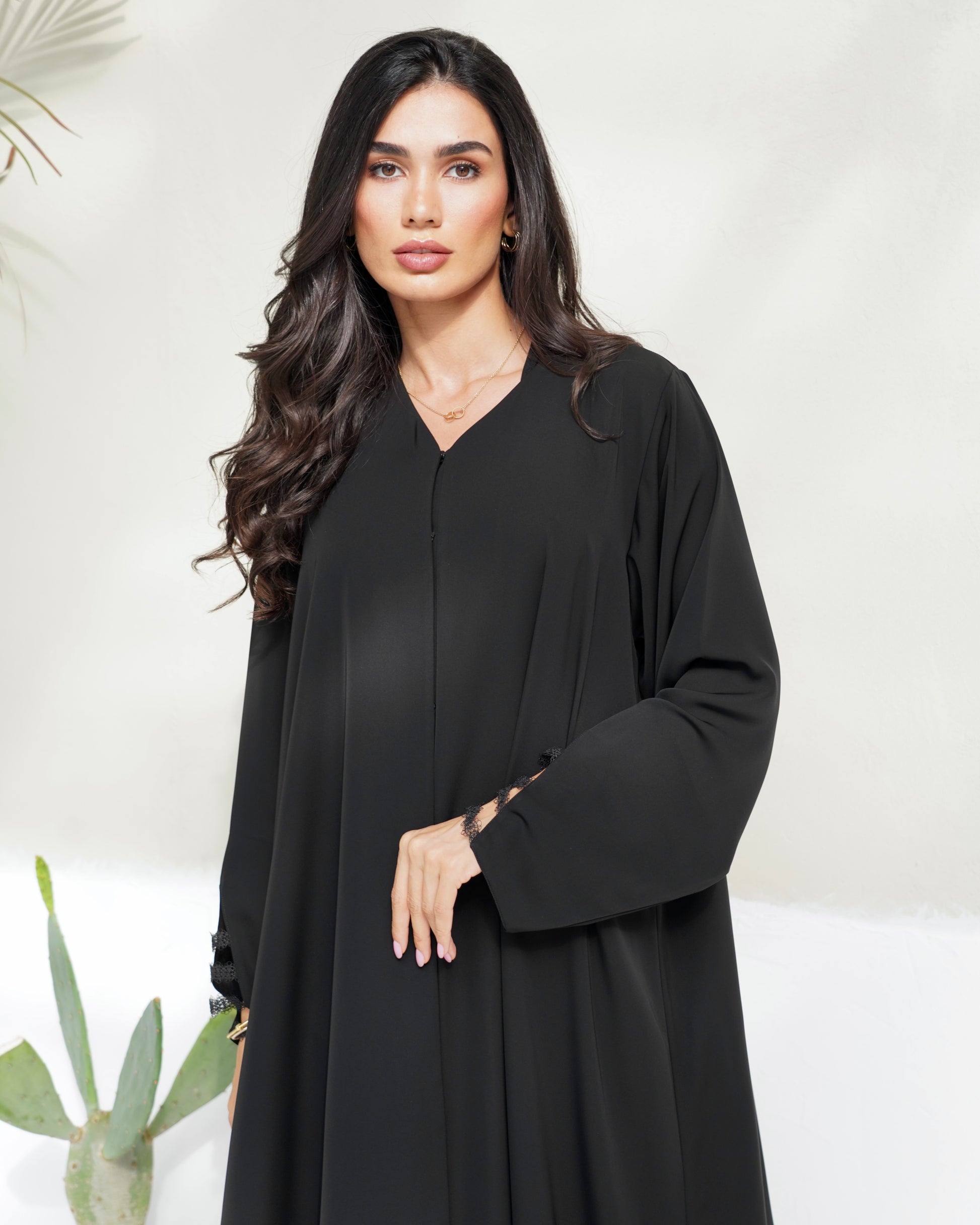 Layora Black