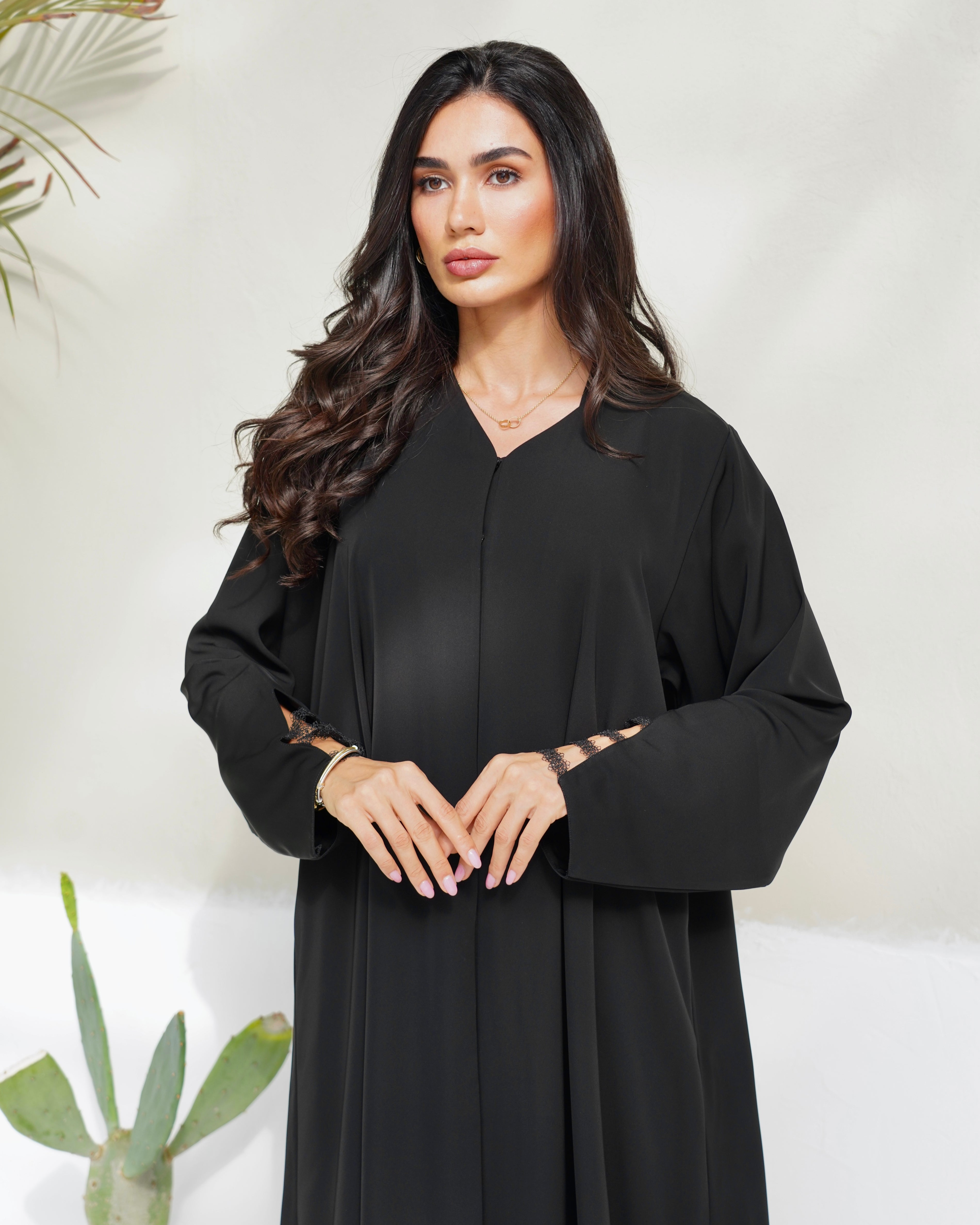 Layora Black