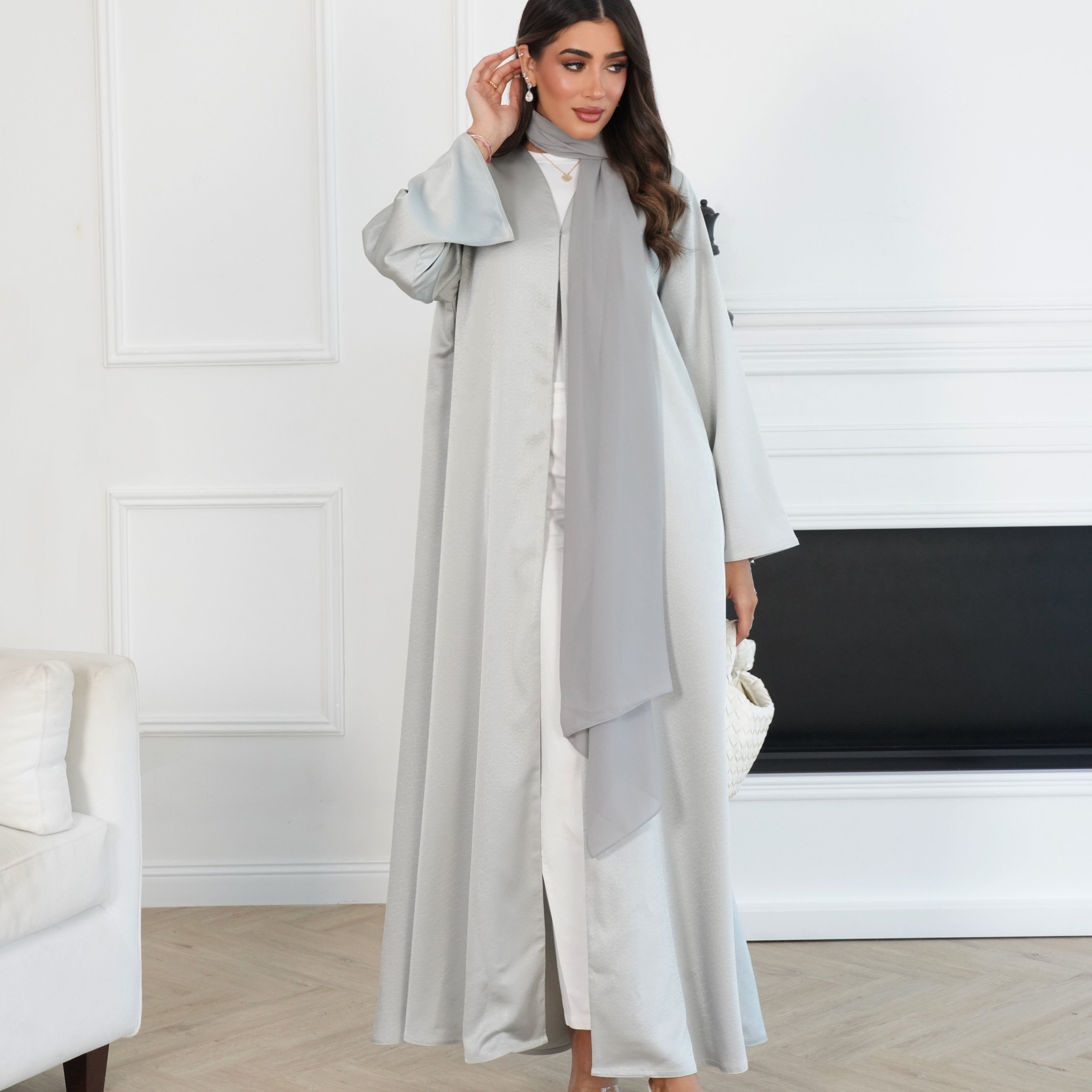 Taima Grey