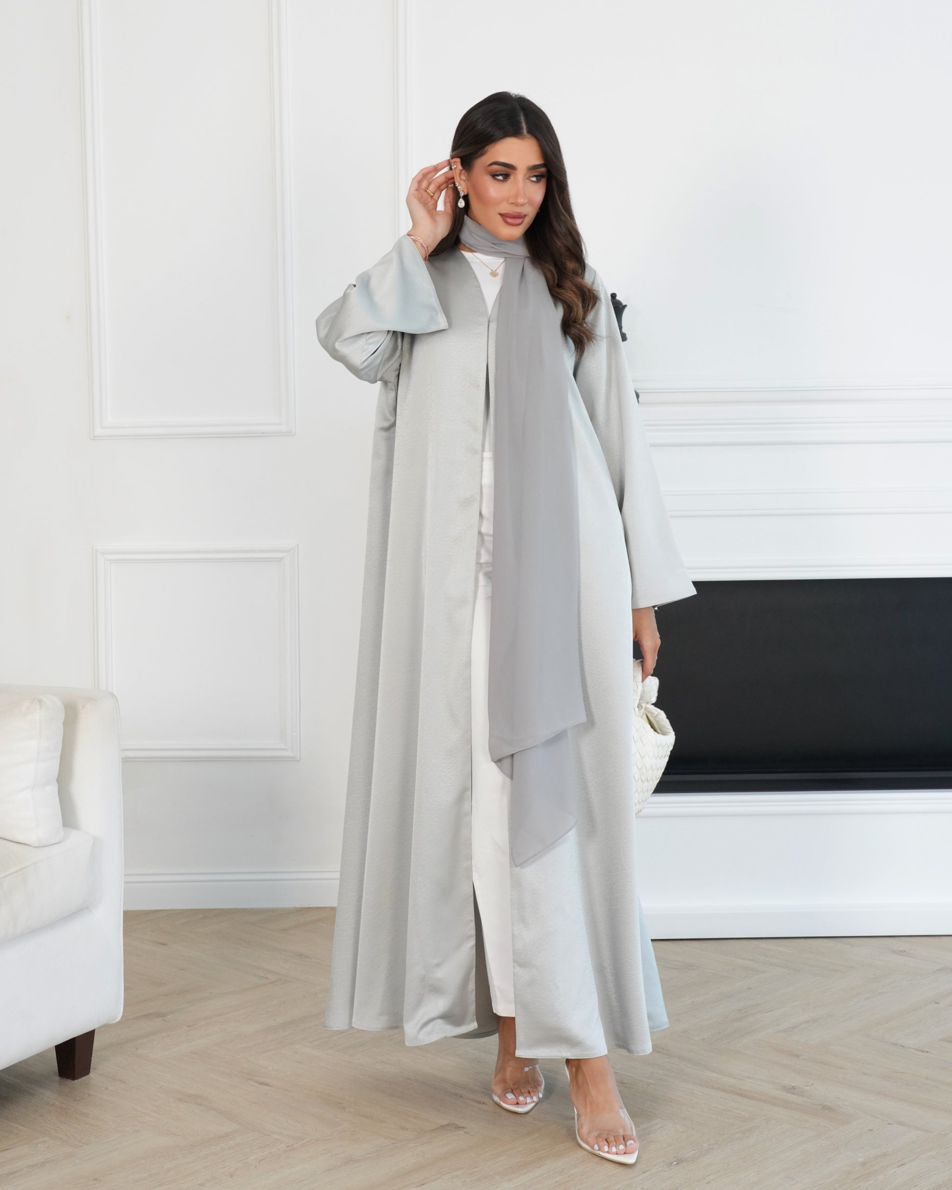 Taima Grey