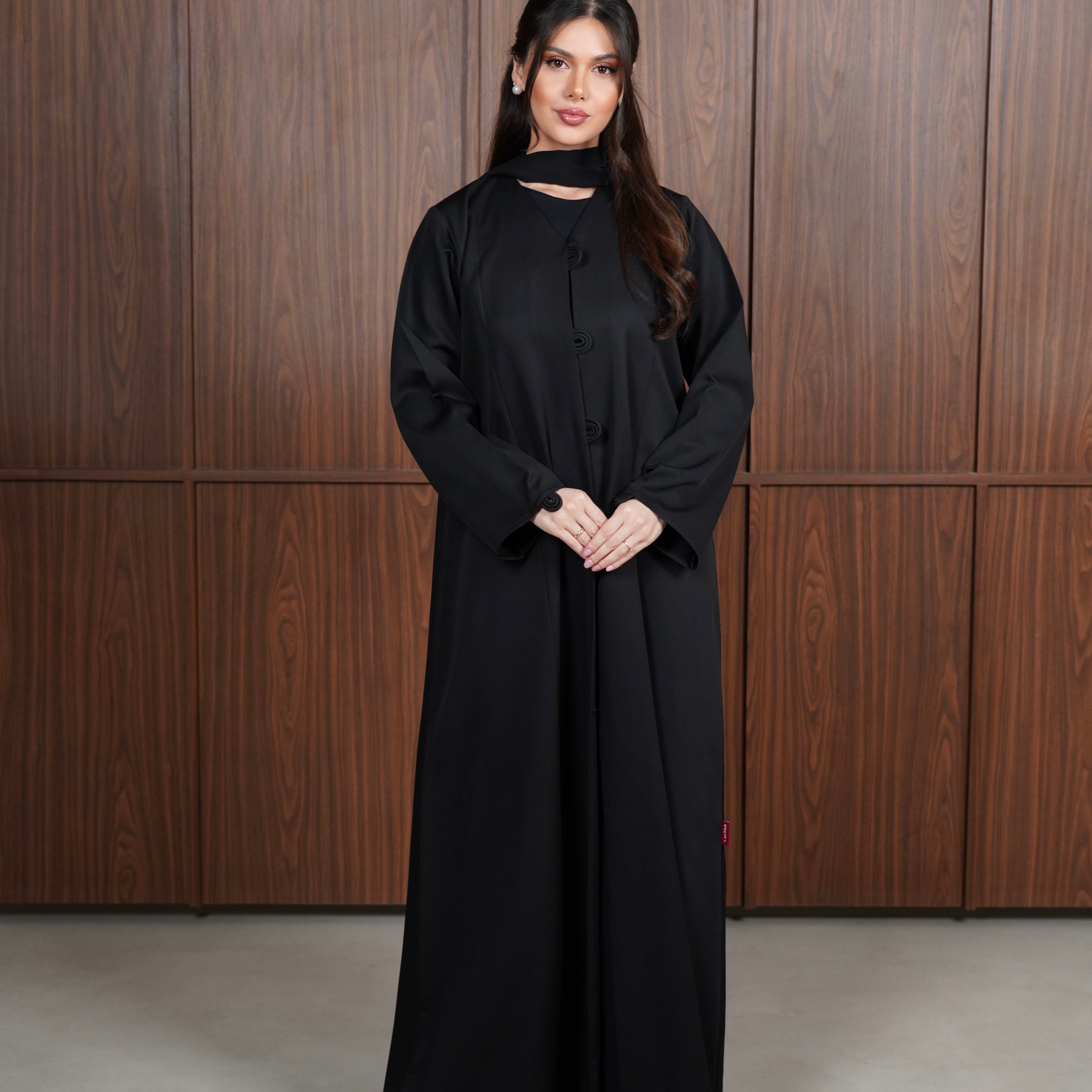 Roa Black