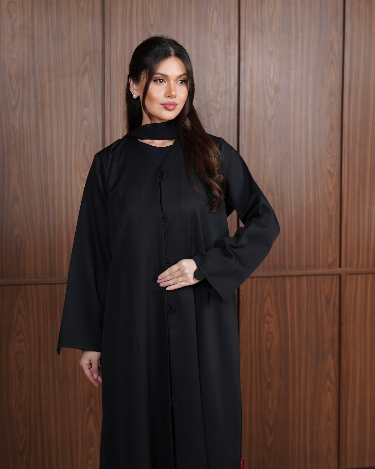 Roa Black