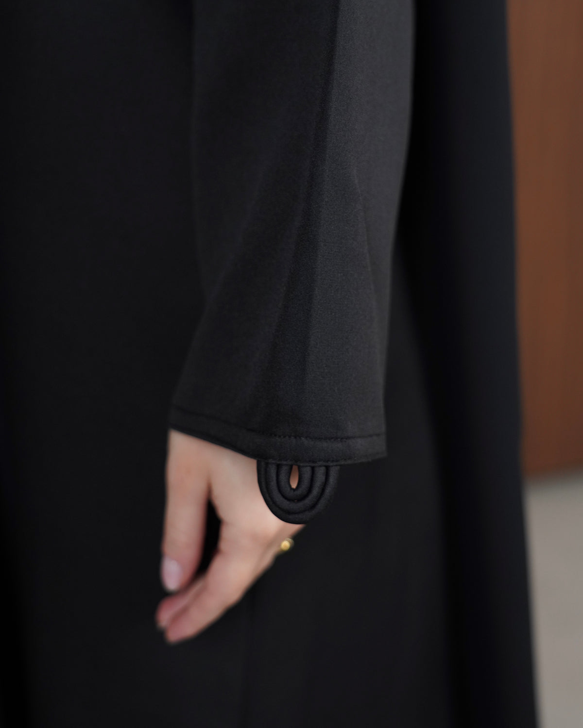 Roa Black