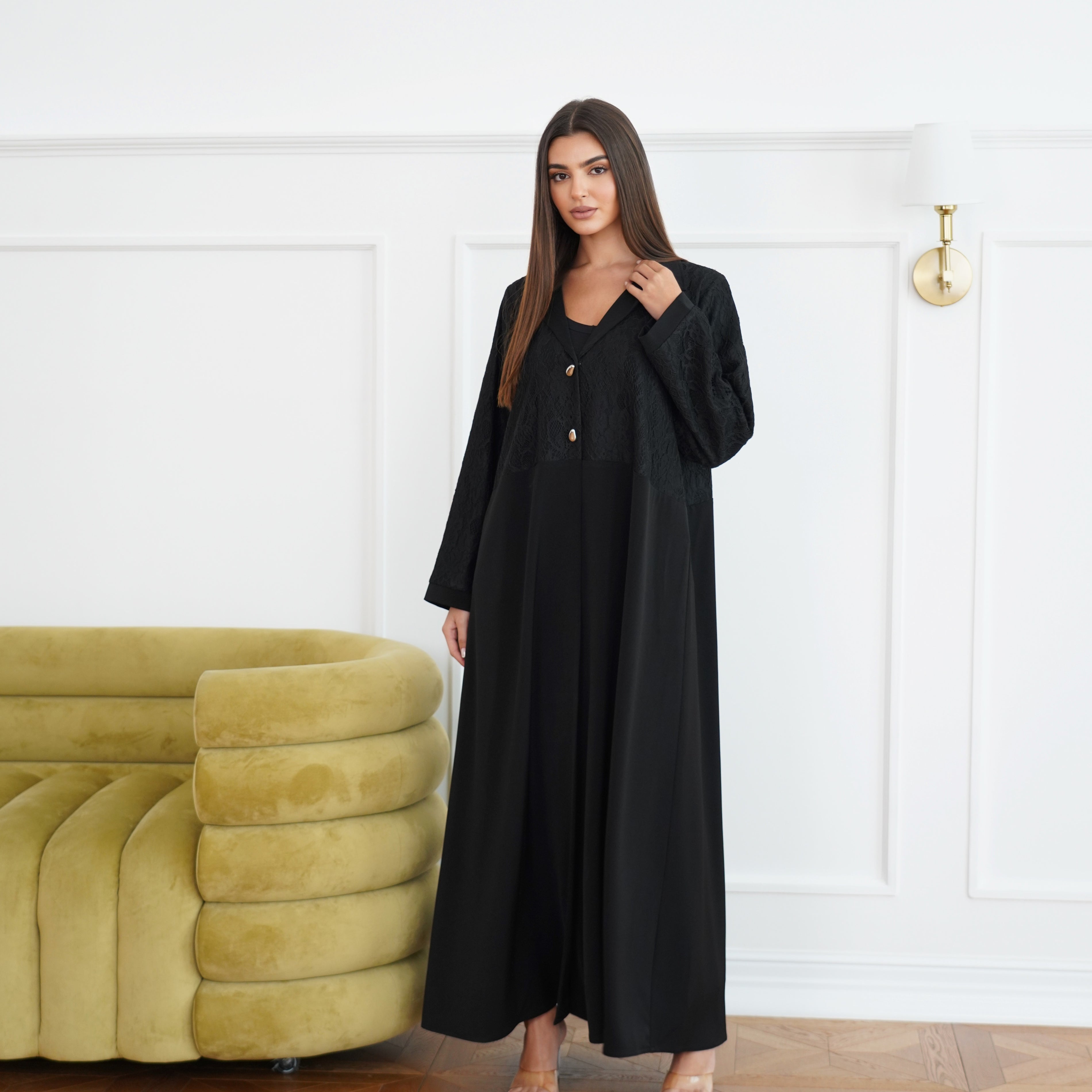 Esra Black
